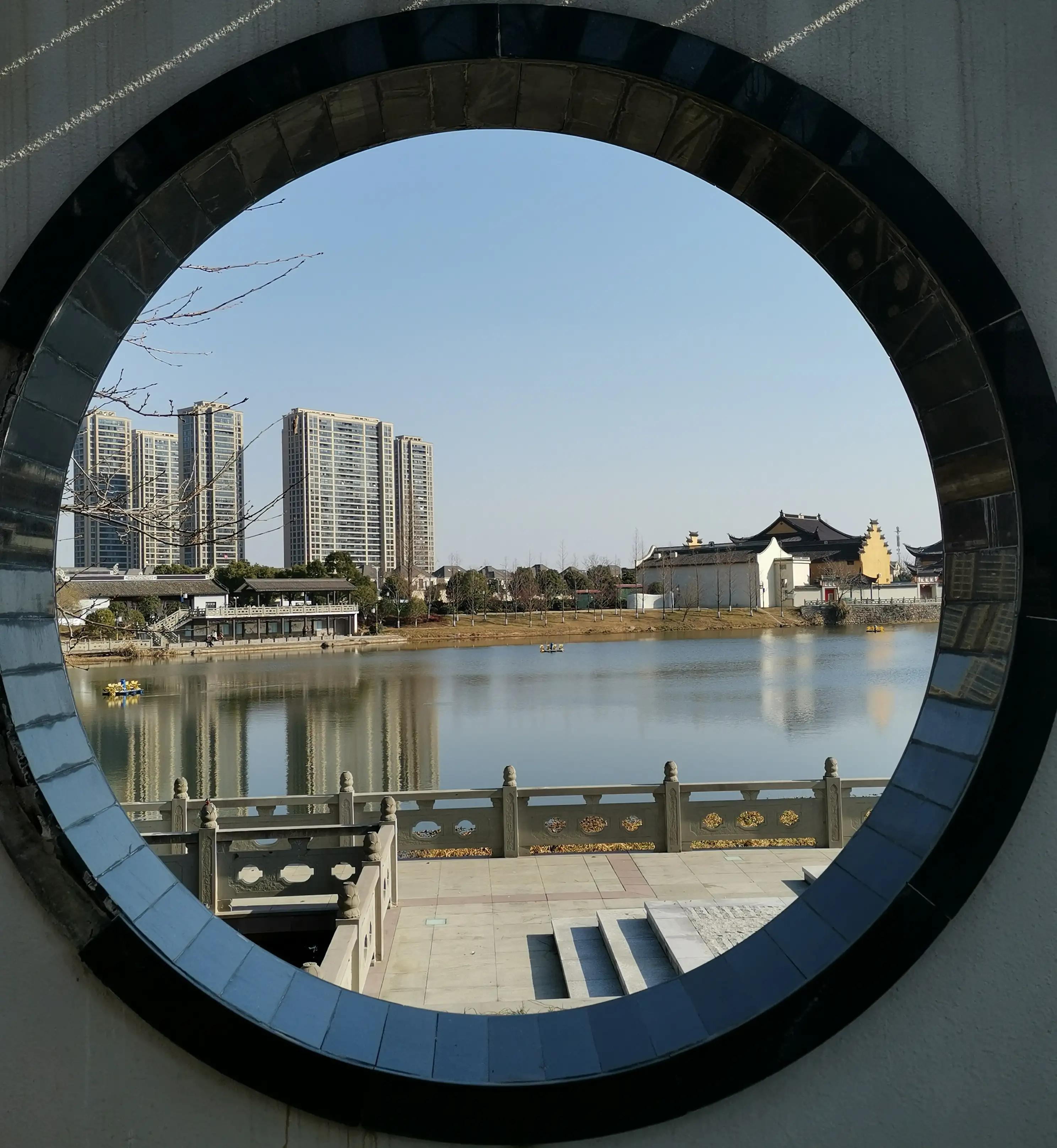 荐读一本好书,荐读一个字让你解决人生一半烦恼