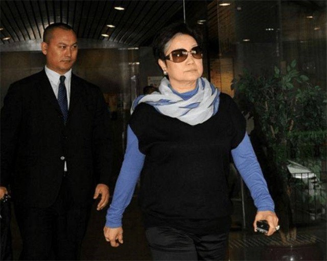 澳门街市伟介绍,澳门街市伟身价