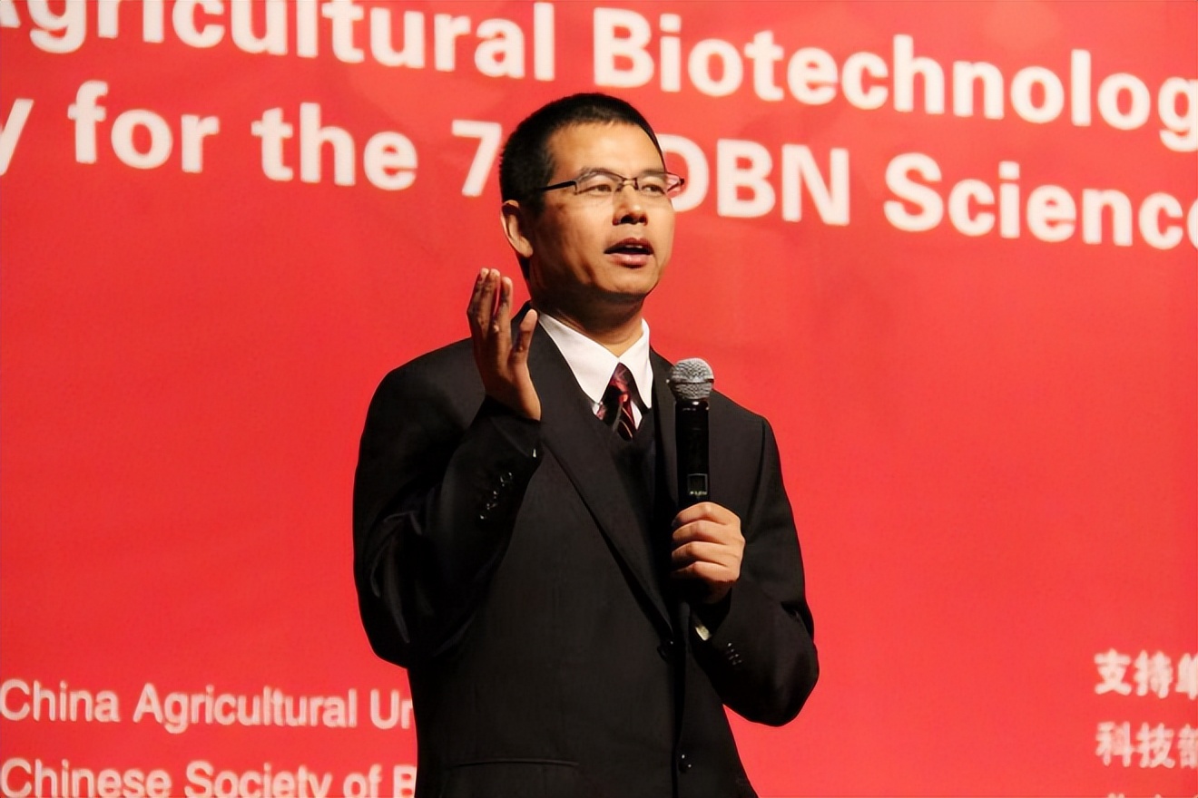 何为中国农业大学？举农为本，一“曲”传四海，“辰”光遍神州！