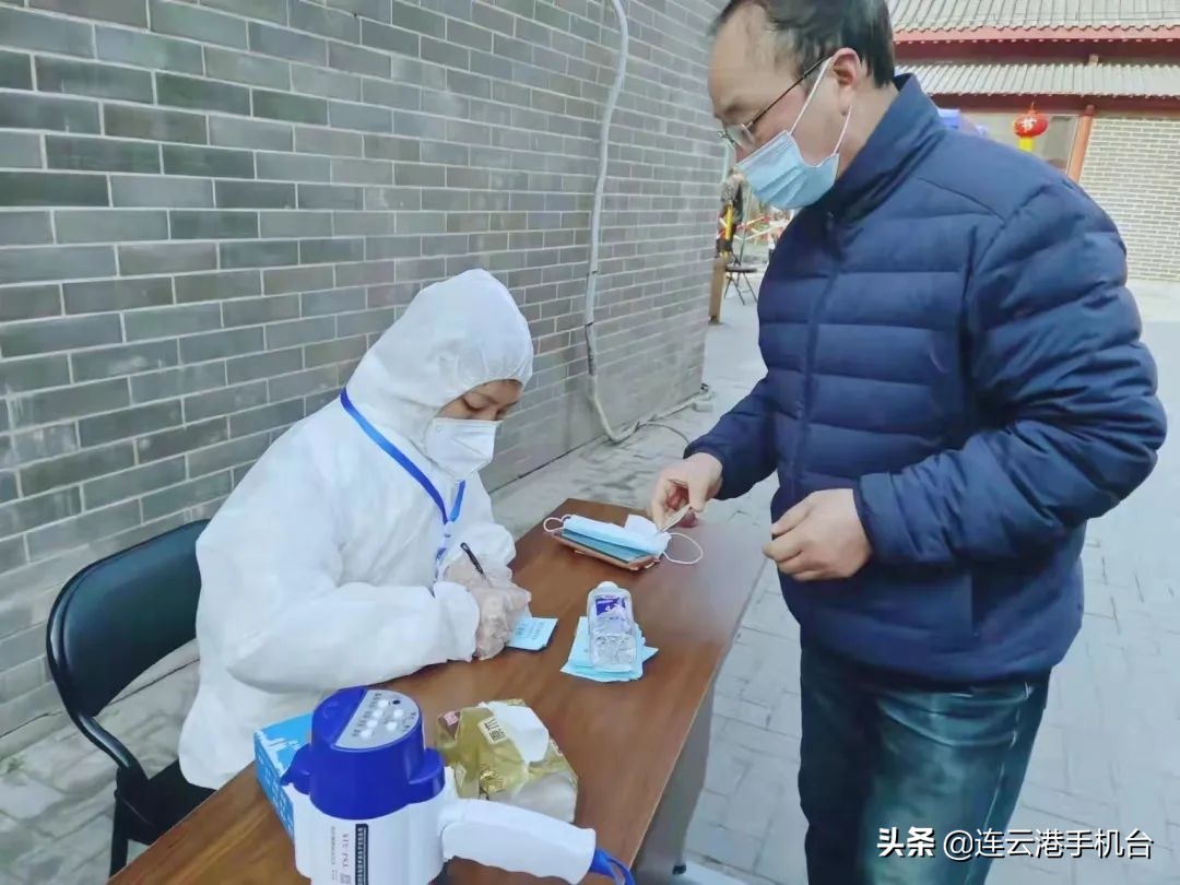 同心战疫奉献爱心巾帼志愿者活动,抗疫志愿者团队活动