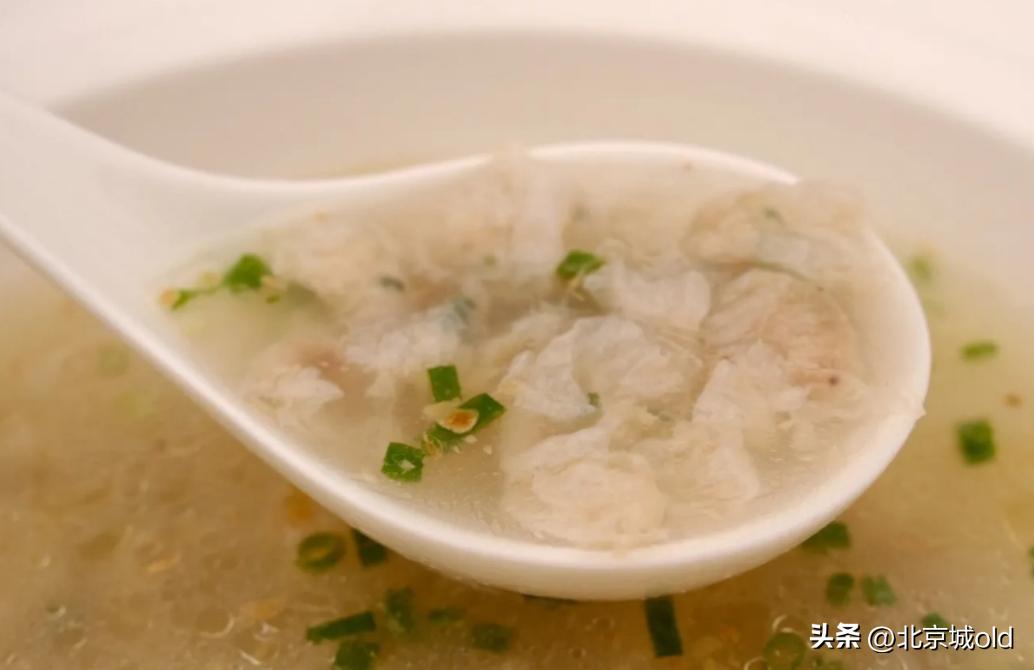 朝阳区驻京办餐厅，地道莆田菜，盘大碗儿深，深受北京土著喜爱