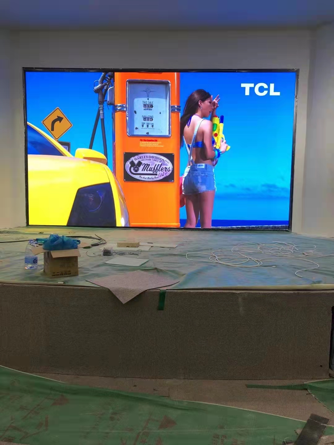 健身馆led全彩显示屏如何安装,健身中心led全彩显示屏本地厂家