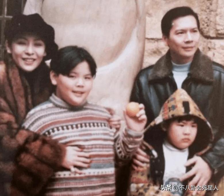 向太张兰对比,向太和张兰的对比