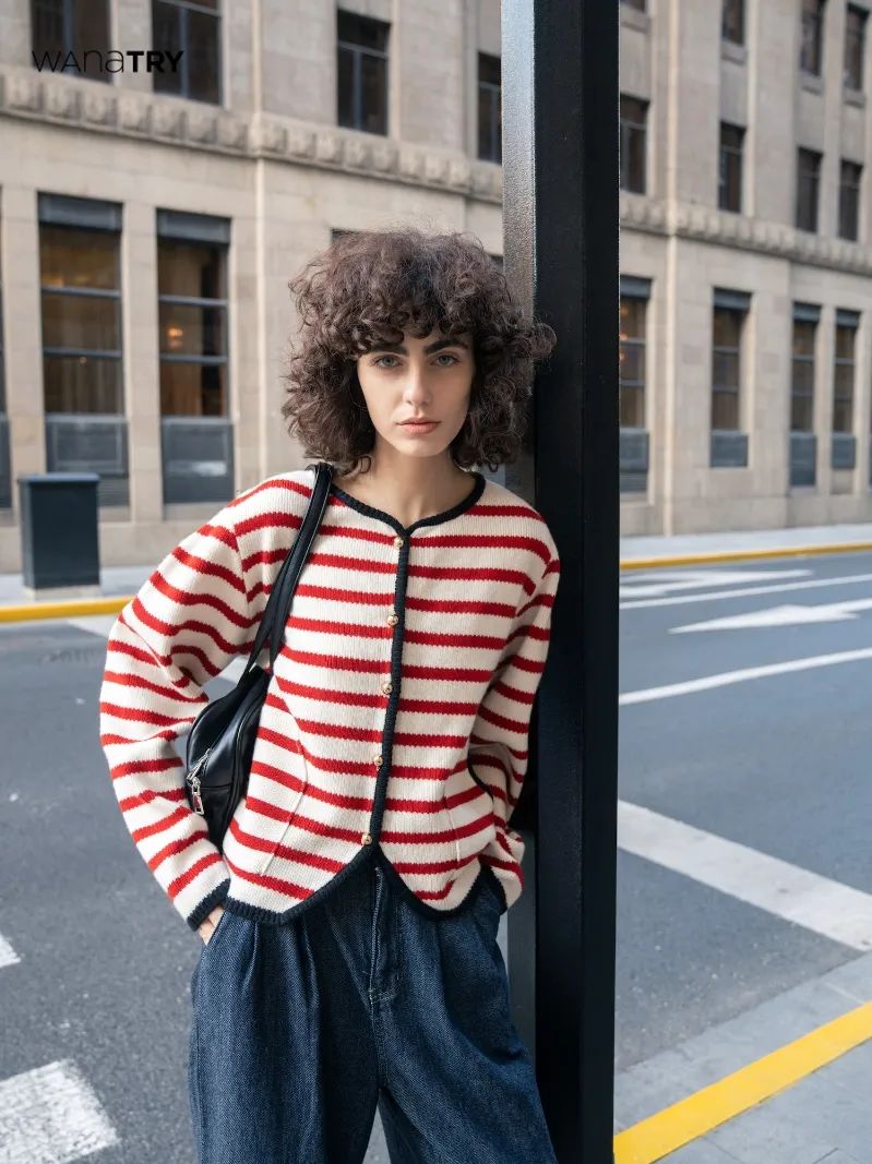 今年的毛衣买哪件帮你挑好了,今年秋冬的毛衣有这6件就够了