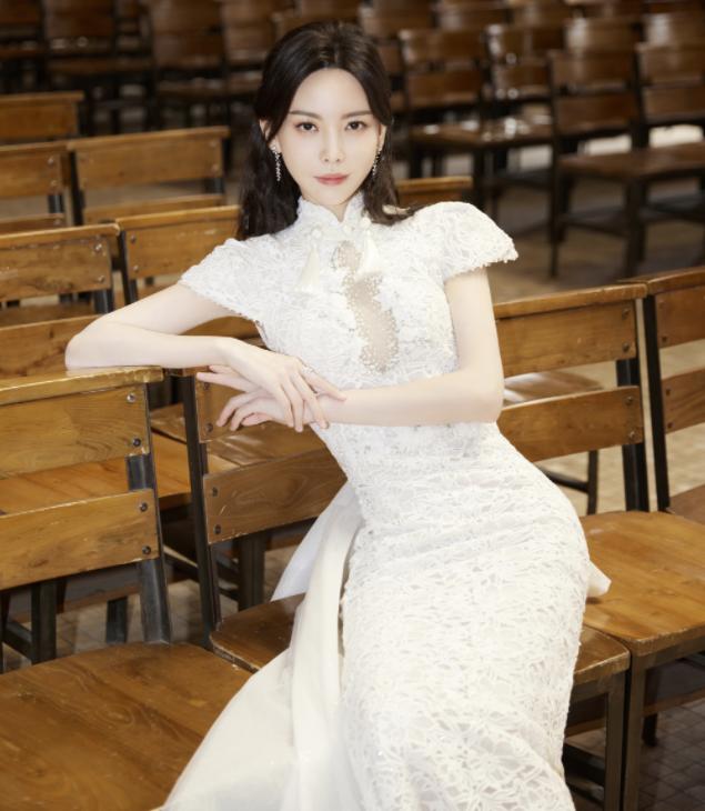 关晓彤于文文同框,于文文和关晓彤同框