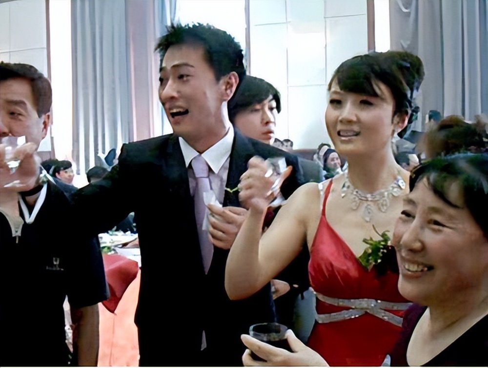 央视播音员顾国宁近况,央视男主播顾国宁图片