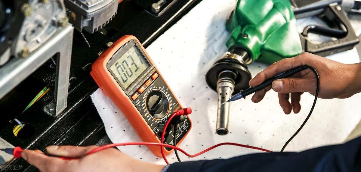 三相交流异步电机常用的调速方式,异步电机变频调速经典控制方法