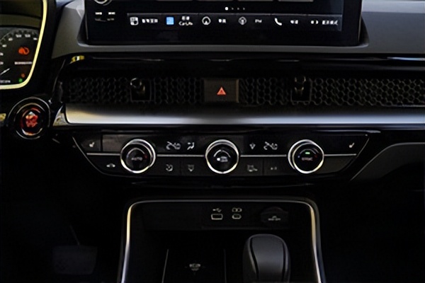 20万内家用最值得推荐的suv,20万左右家用买轿车好还是suv好