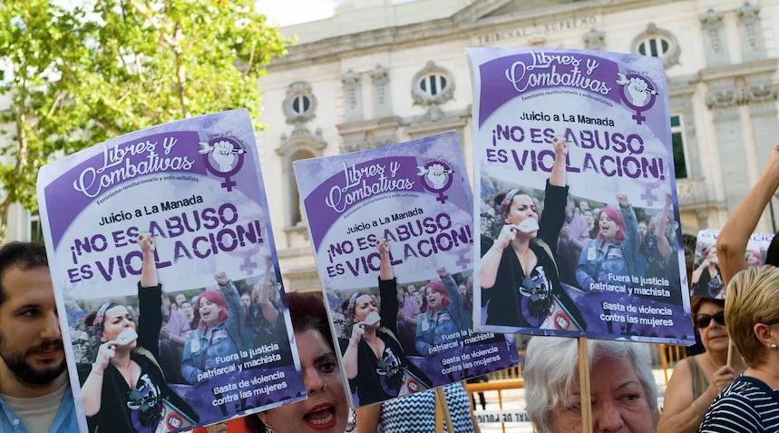 海报被禁又怎样，他一出手还是神作