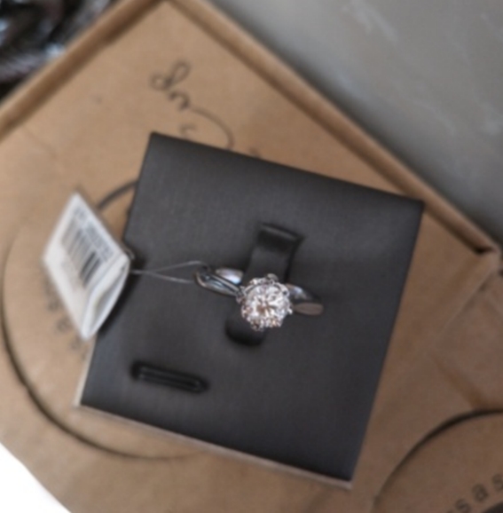 2018我国钻石市场,钻石市场的现状和发展趋势