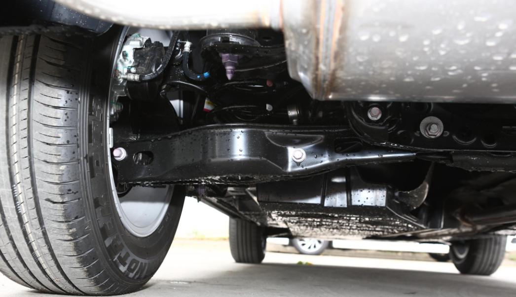 丰田suvrav4荣放7座参数,丰田荣放rav4的缺点有哪些