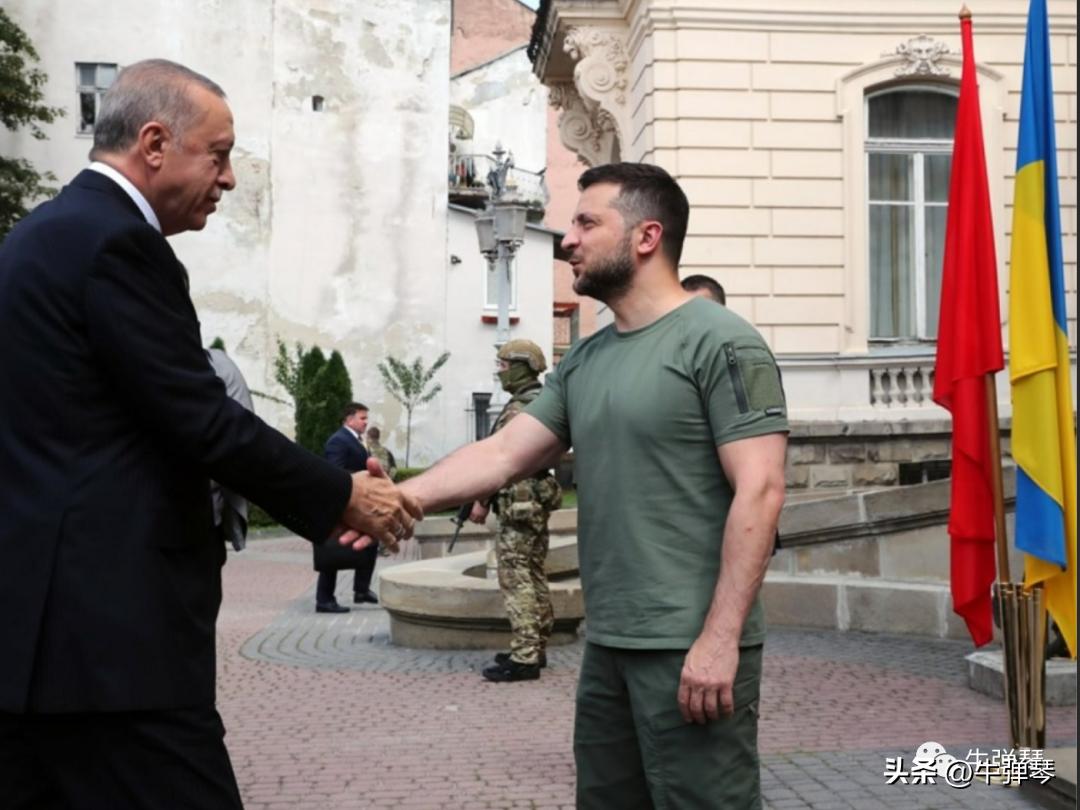 泽连斯基请求和俄罗斯谈判,泽连斯基现身前线高调挑战俄军