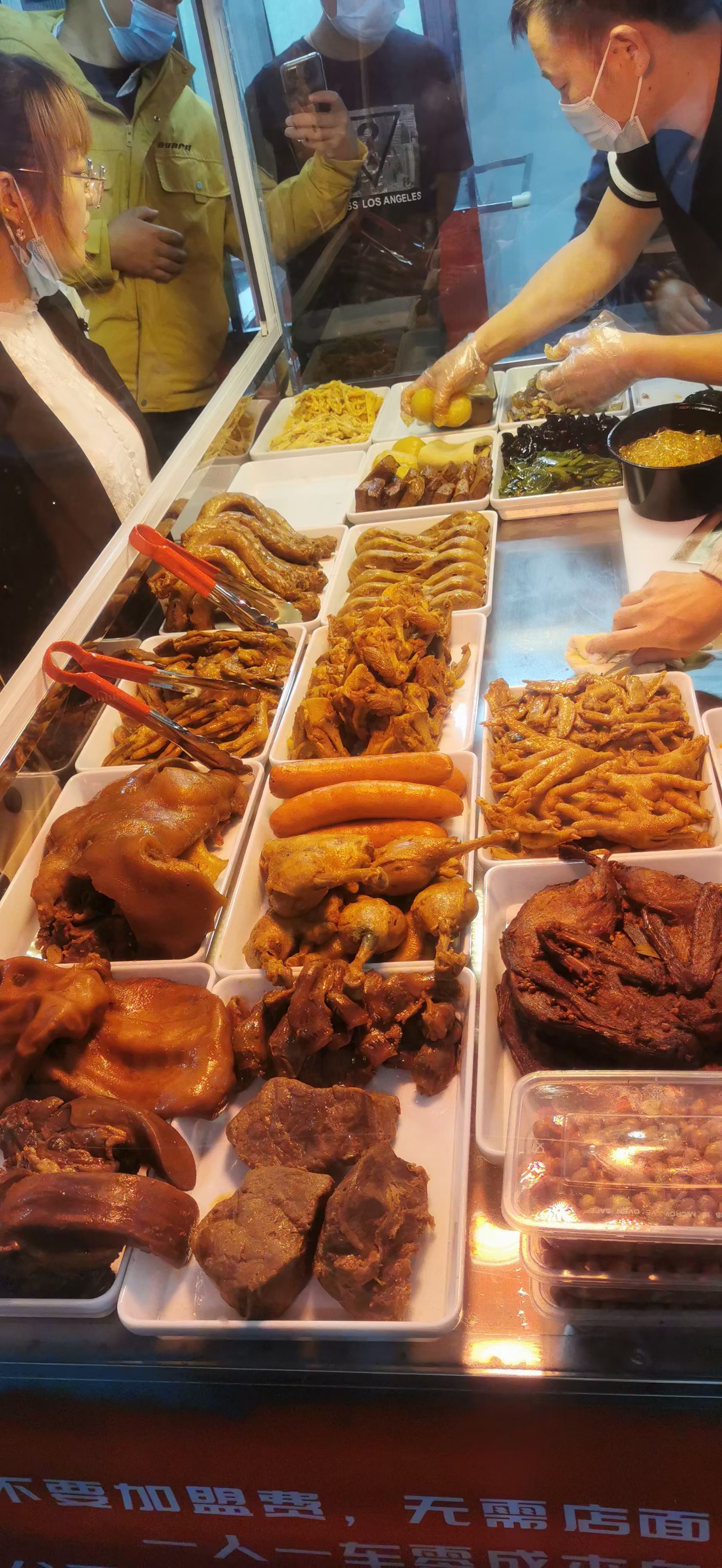 大口味鸭霸王卤菜,卤菜有哪几种口味