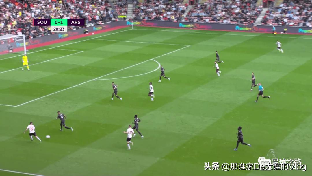 足球边裁常见错误,足球边后卫打法思路1防2