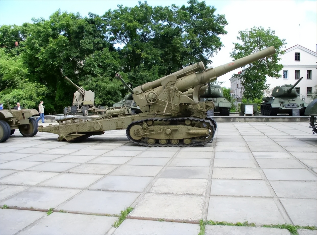 斯大林之锤b4式203mm牵引式榴弹炮,b4榴弹炮vs德国210重型榴弹炮