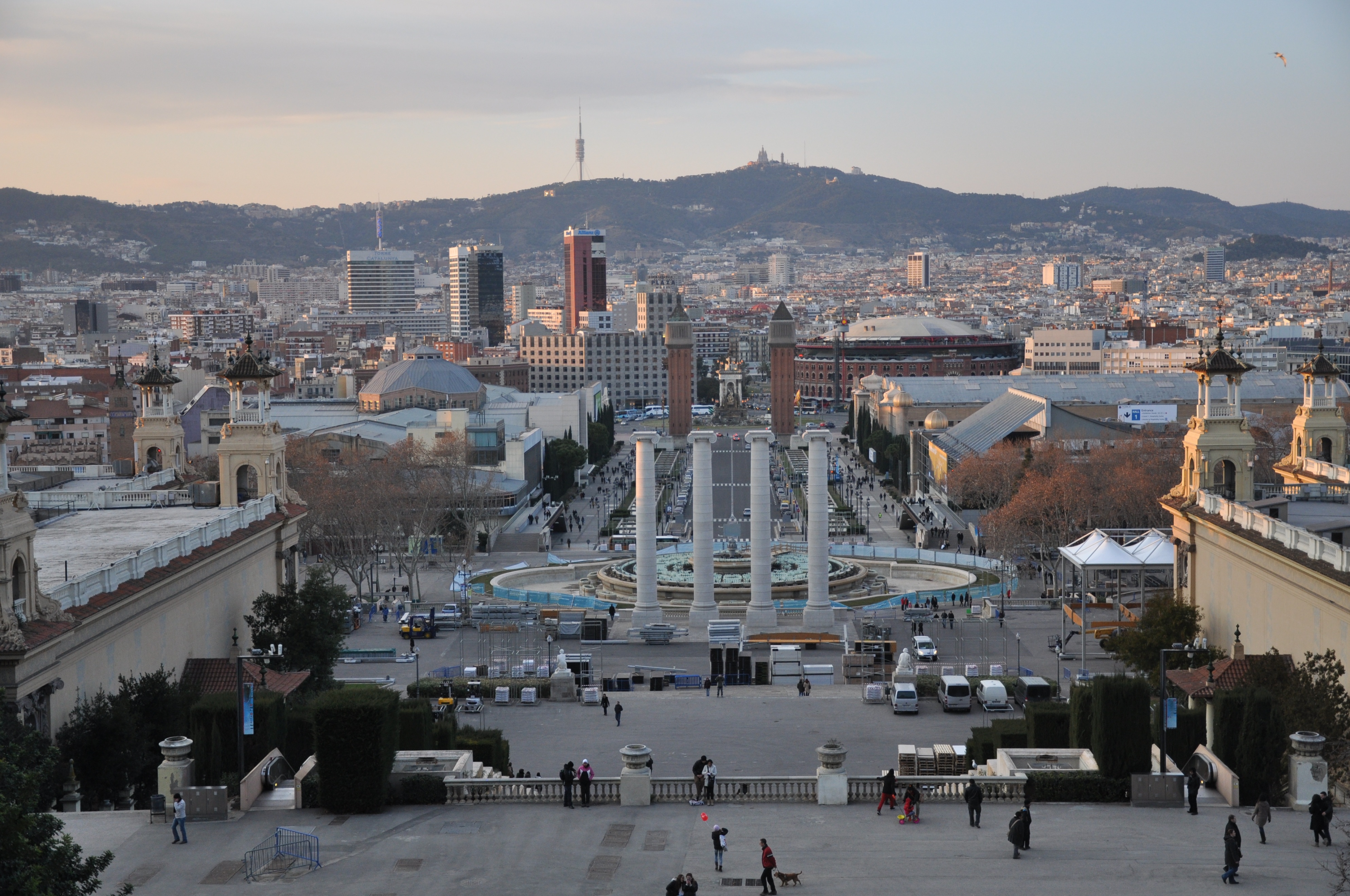 巴塞罗那高迪的作品,巴塞罗那建筑师高迪