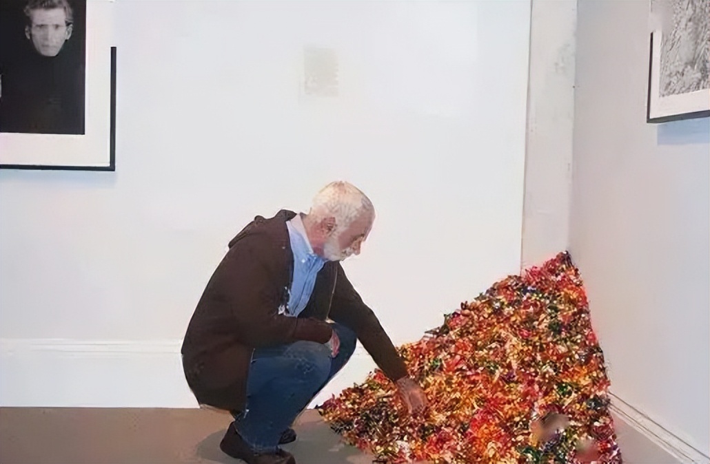 女大学生地铁事件道歉,地铁女学生事件