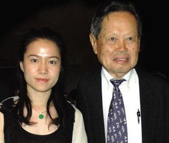 杨振宁百岁之际翁帆披露相处细节,翁帆为何要嫁差54岁的杨振宁
