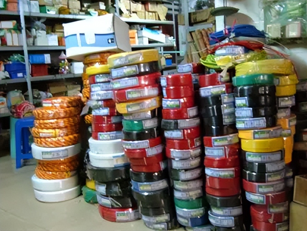 洞悉行业痛点，剖析鲜为人知的传统五金店的困惑