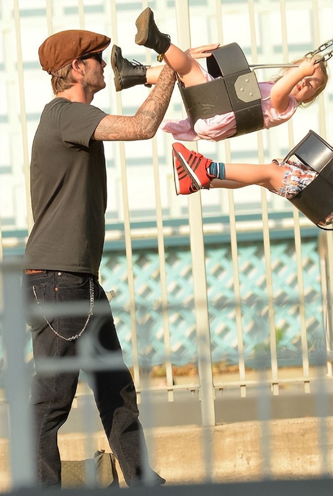 贝小七和贝克汉姆视频,贝小七贝克汉姆成长图片