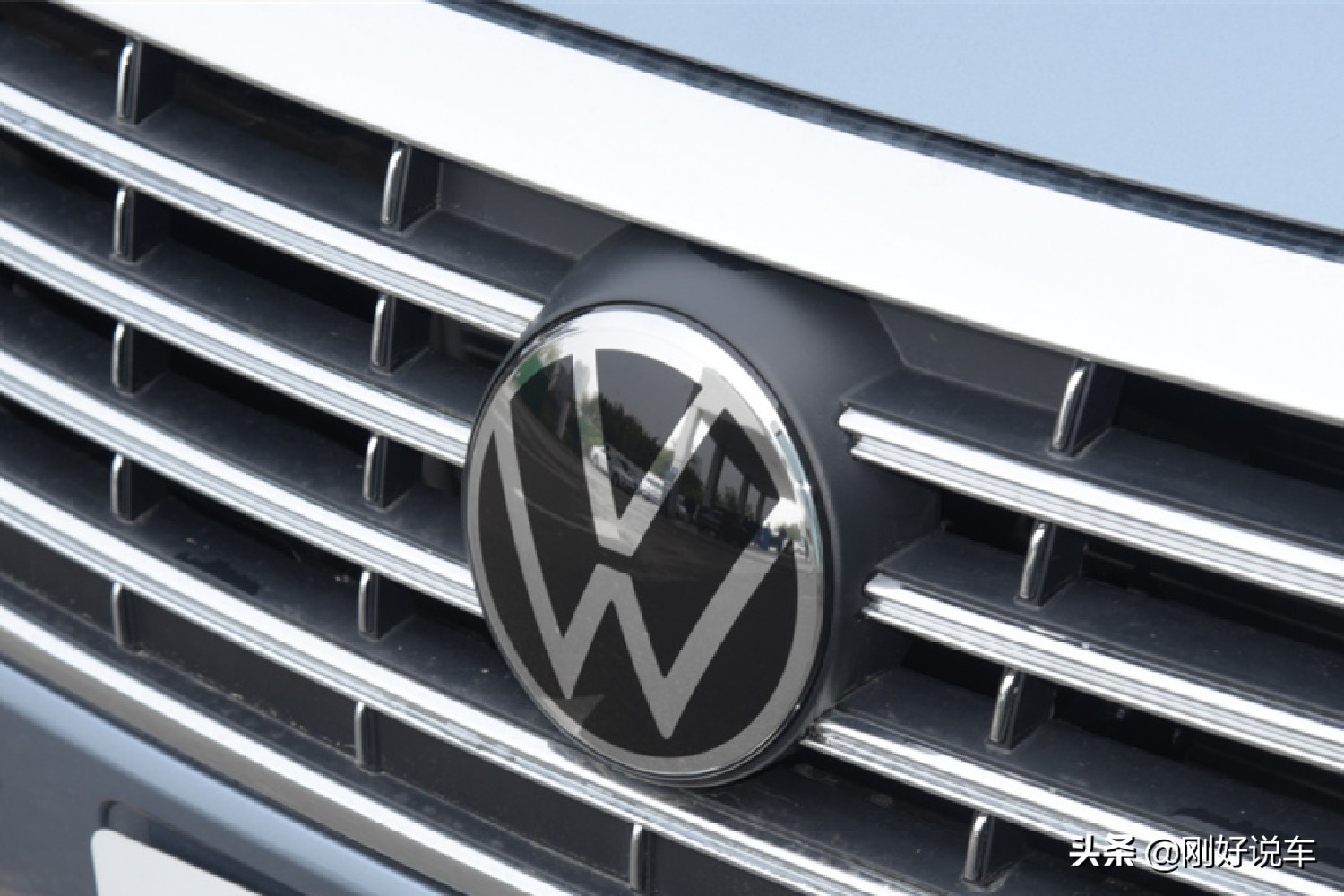 2022款宝来与朗逸优缺点对比,大众宝来2023款和朗逸怎么选