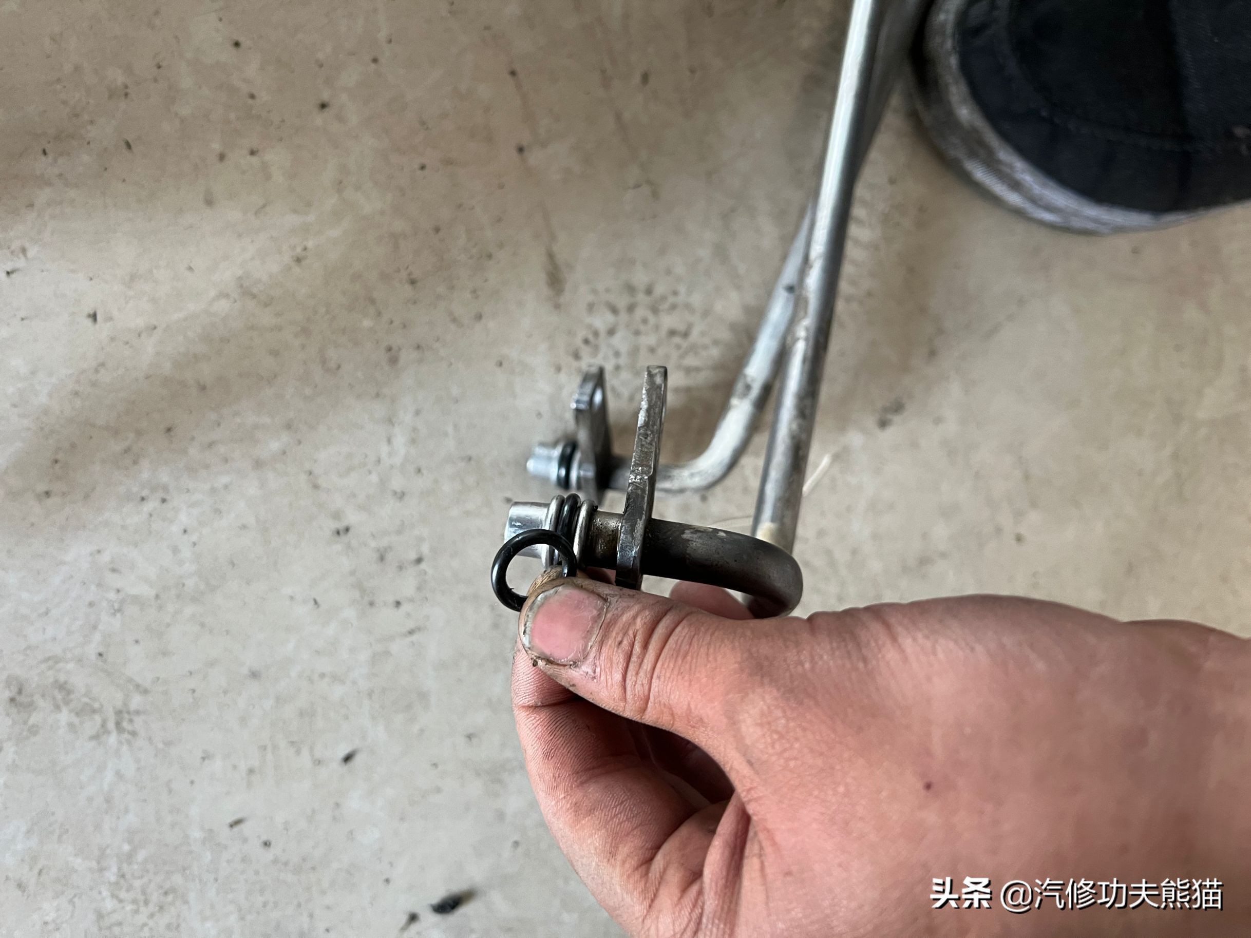 奥迪q5三代ea888烧机油是怎么回事,奥迪q5三代ea888不烧机油