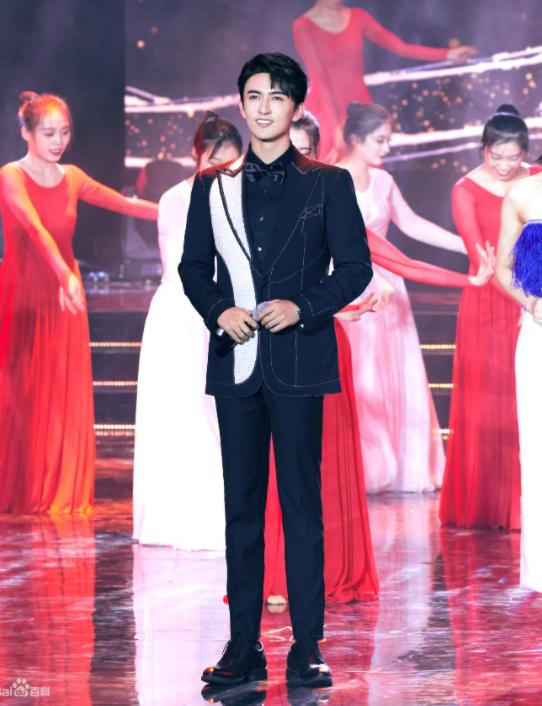 颜值最糟心的9个90后男星,90后最帅的前5位男明星