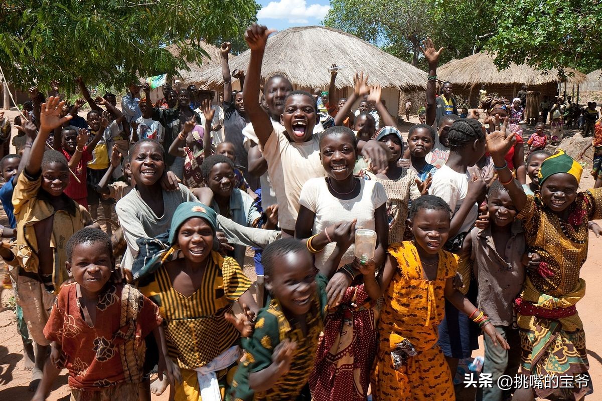 建国首日就与我国建交的非洲穷国，8种罕见水果，你见过几种