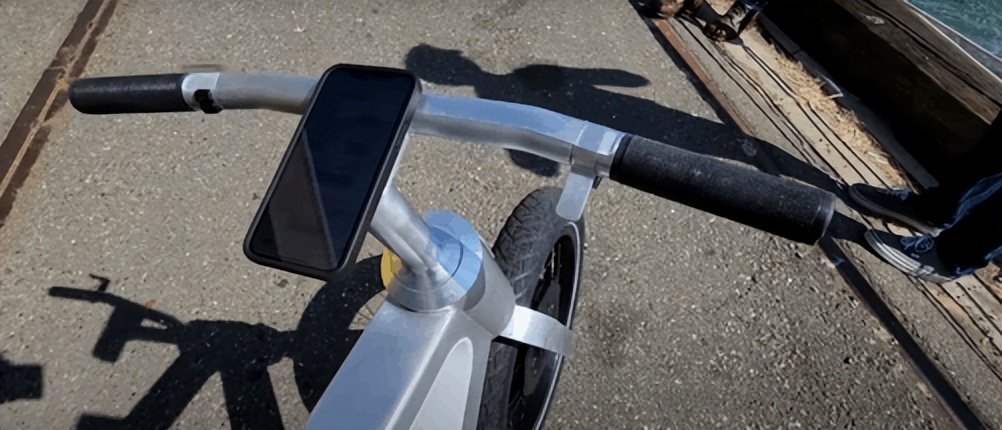 最新款电动自行车有几款,连后座都没有的车