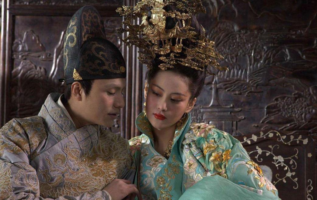 古代皇帝的“*夜初**”给了谁?不是皇后也不是皇妃,但这种人很常见