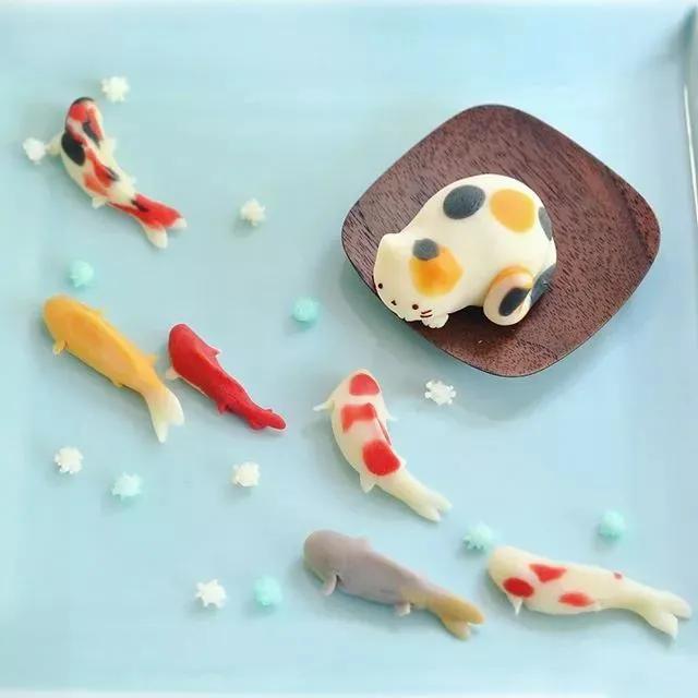 教我们自制可以吃的猫咪甜品,自己制作猫咪甜品