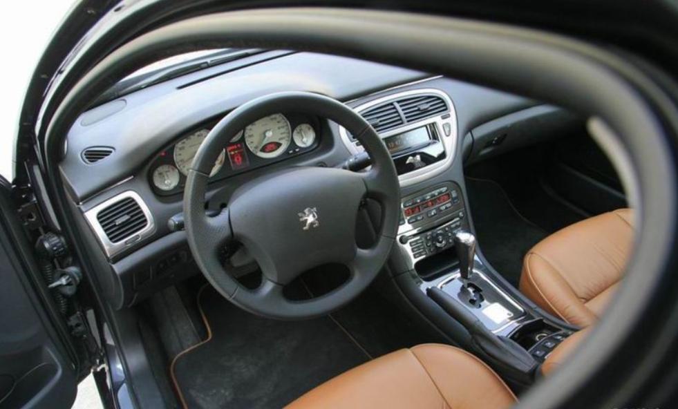 标致607加长版,第一代标致607轿车