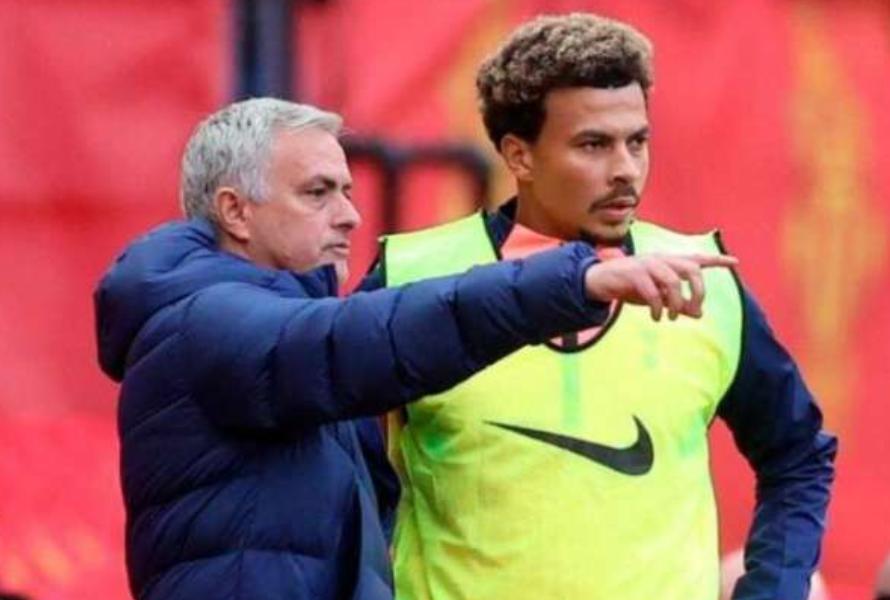 穆里尼奥抓内鬼是真的吗,穆里尼奥四大内鬼