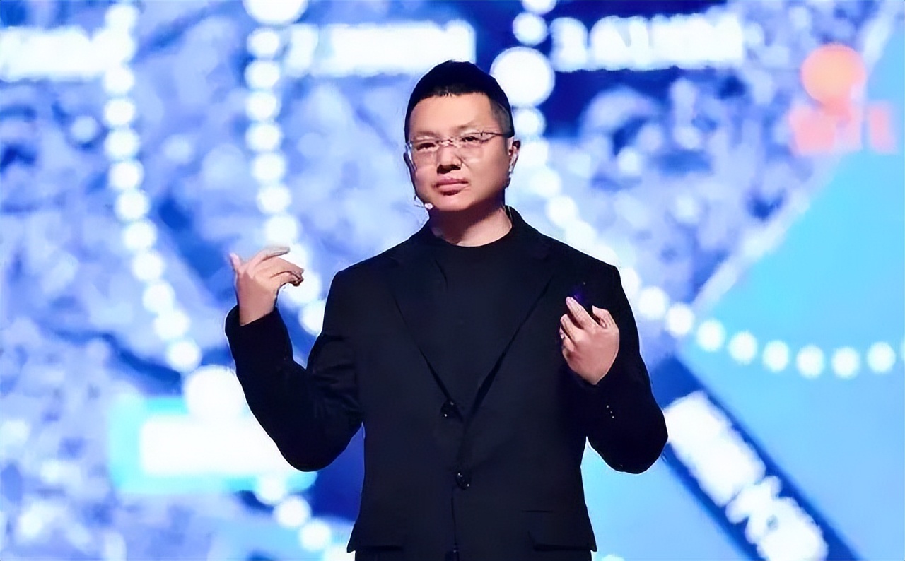 才刚火就凉了,他是真活该