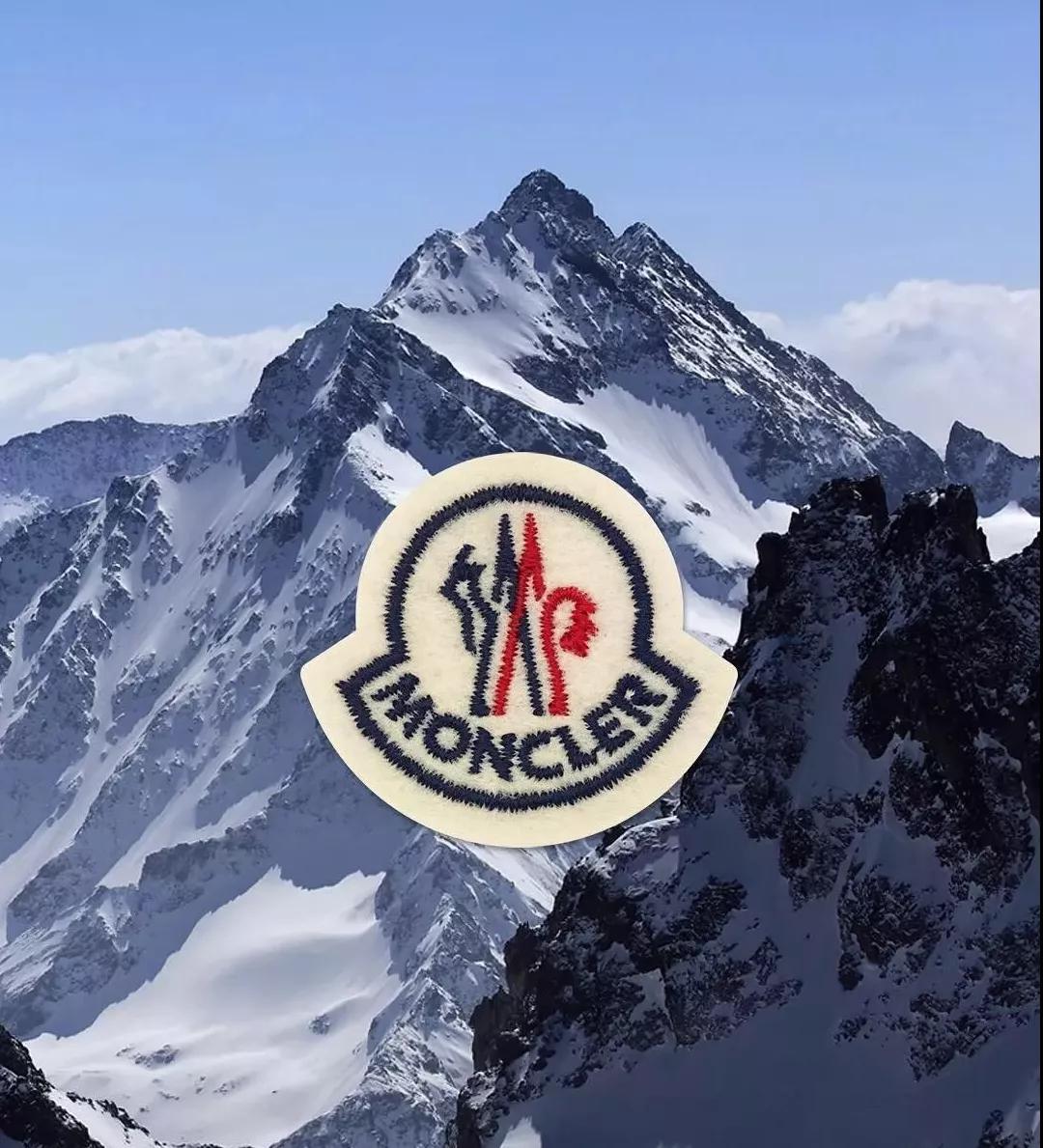 上万元加拿大鹅羽绒服网店仅售50,moncler经典款羽绒服