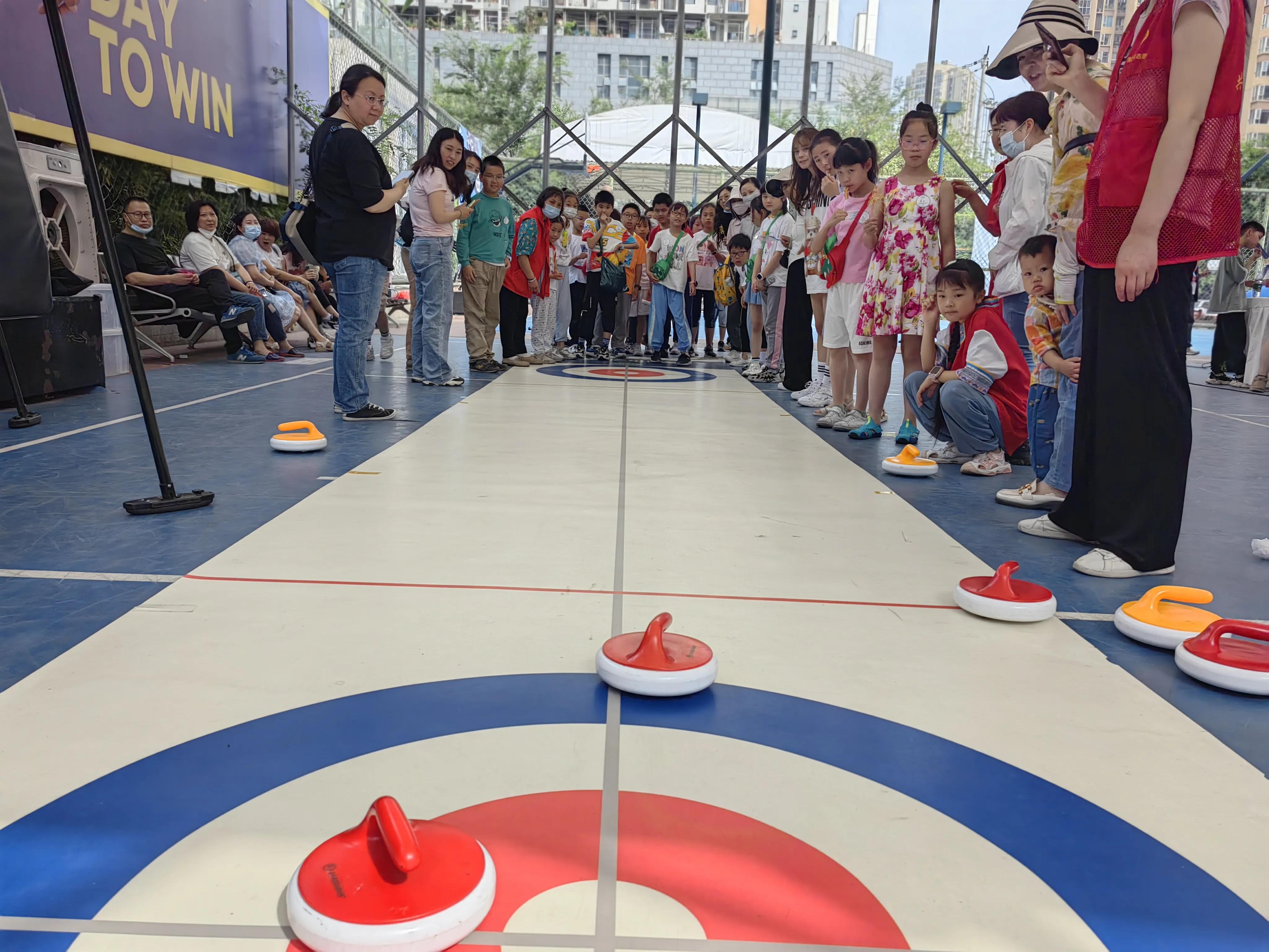 民族团结六一活动,社区六一儿童节组织运动会
