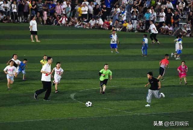 贵州村超惊现球星十大球技,贵州村超球员过人名场面