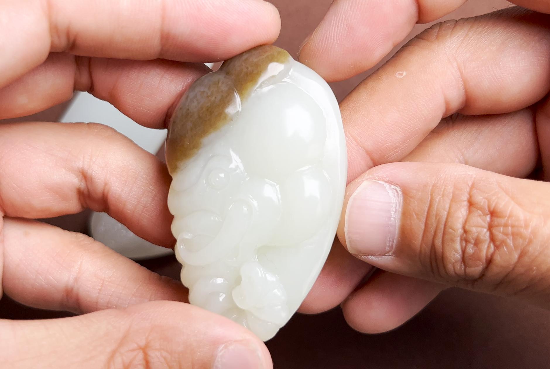 俄料和田玉值不值得购买呀,俄料和田玉值得玩吗