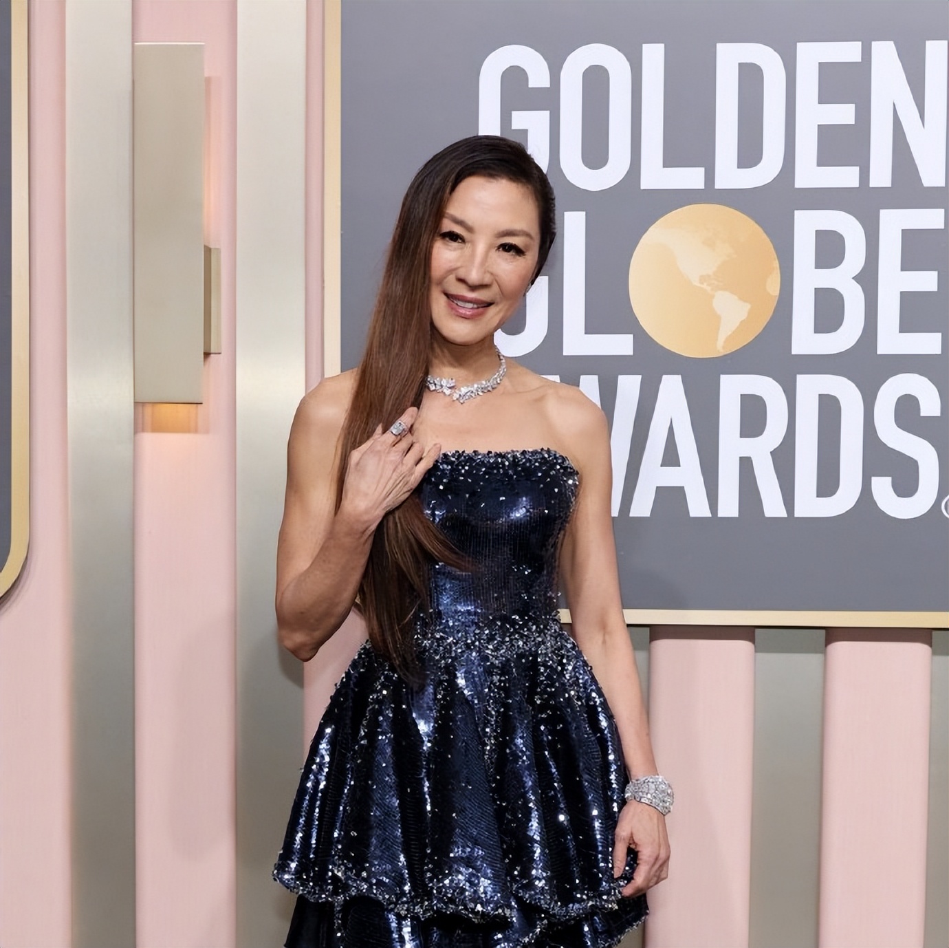 濂虫槑鏄熺碂绯曠殑绾㈡閫犲瀷,娴峰濂虫槦绾㈡鎯婅壋鏃跺埢