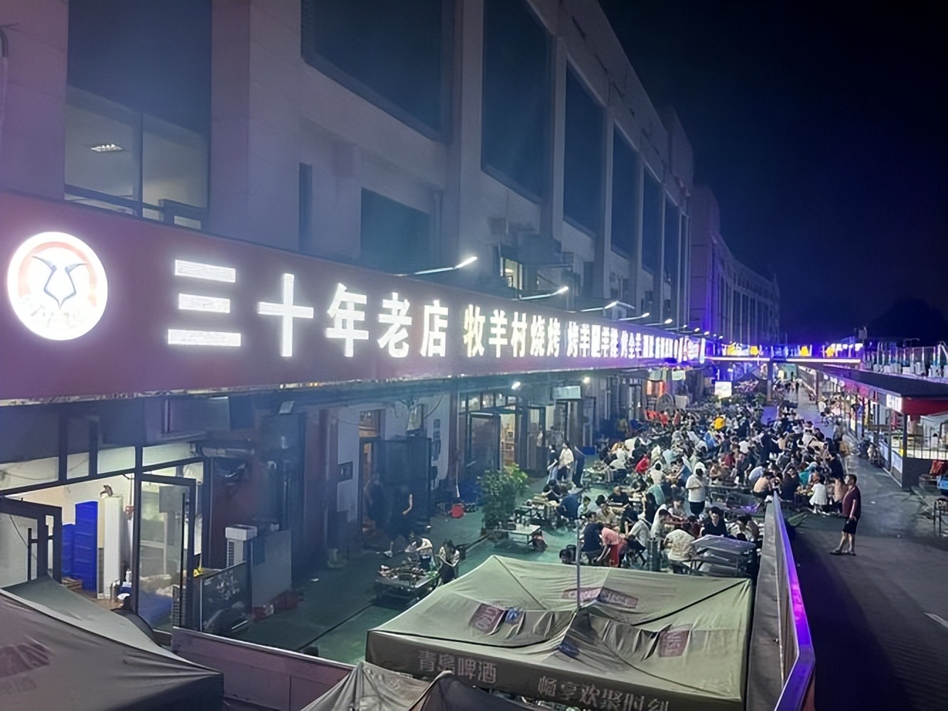 五一赴韩游客量暴涨辟谣,中国赴韩国游客暴涨760网评