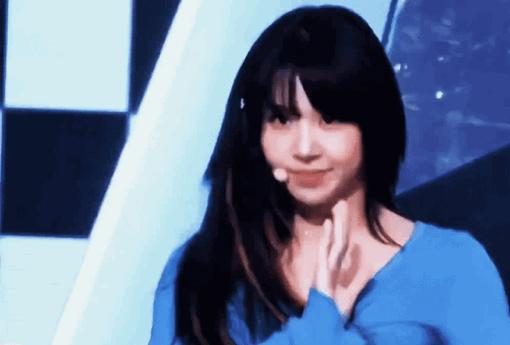 从人气垫底到拥有百万直拍的鬼马爱豆！她怎么变美的？