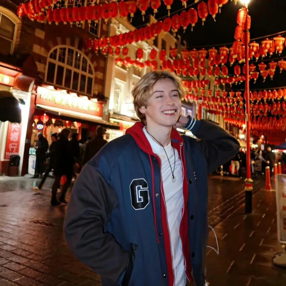 欧美成熟男士武士头,粉发欧美男头