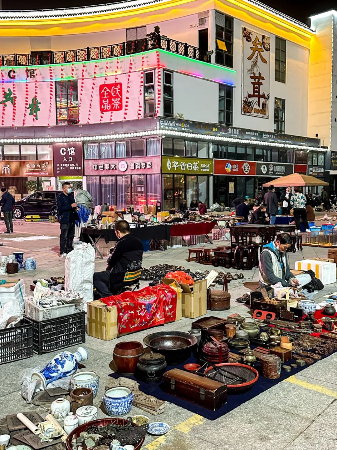 100元在潘家园古董市场捡漏,价值千万的古董交易