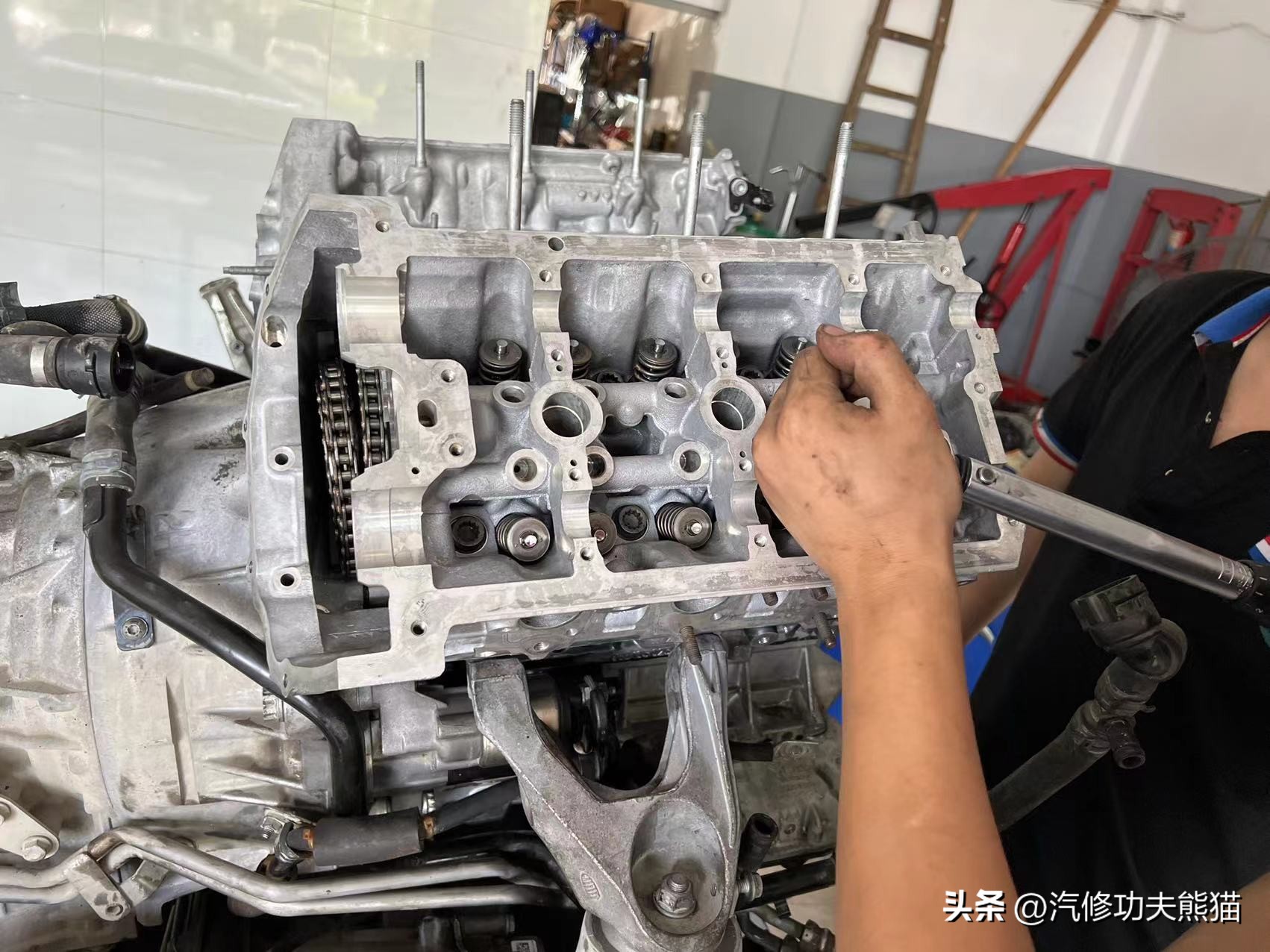 不坑穷人的好车视频,19款奥迪q73.0t烧机油大修全过程