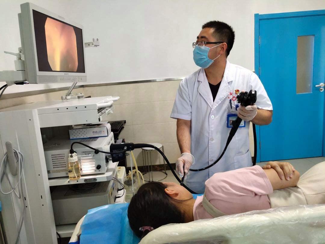 做一次胃镜对胃伤害多大,胃镜多久做一次合适正常人