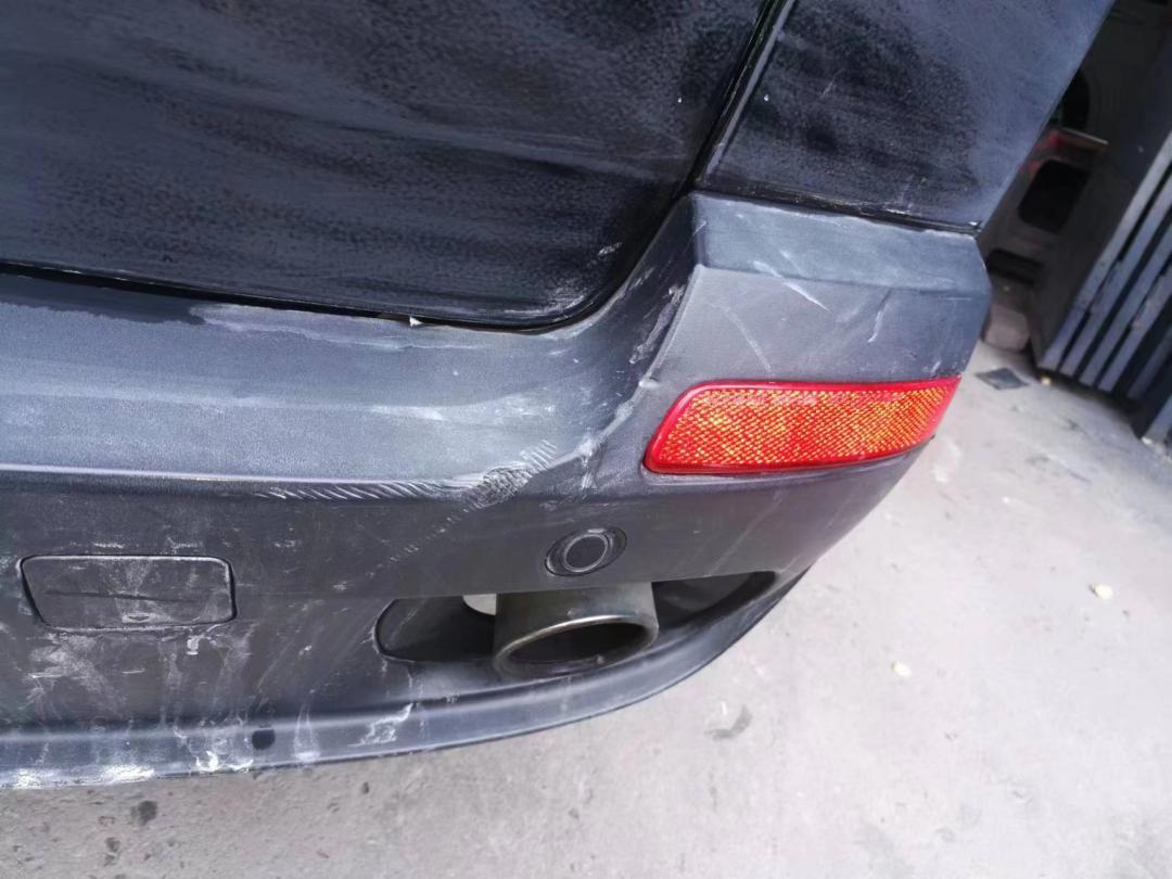 14款宝马x5老改新过程,2011款宝马x5翻新修复