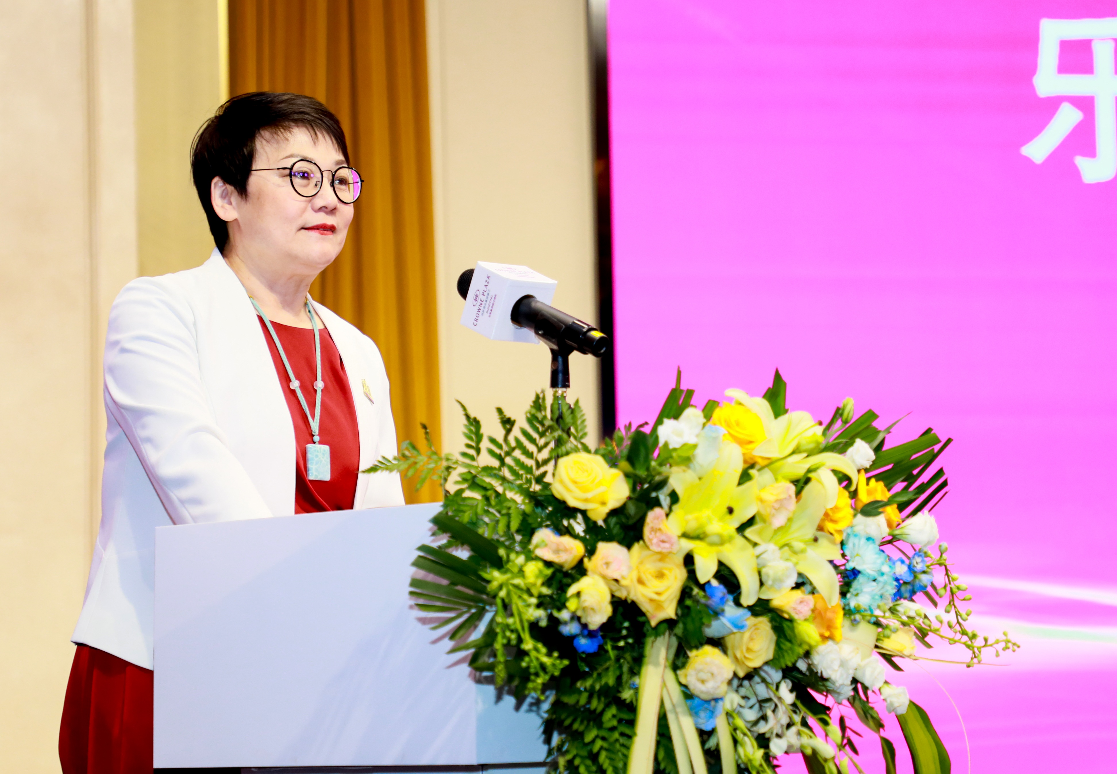 东营皇冠假日国际酒店,东营皇冠酒店