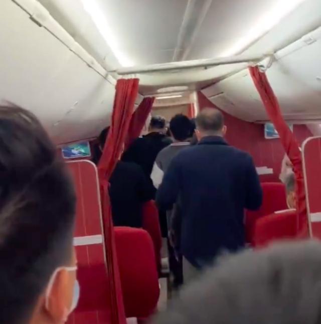 阳性人员的消息透露出去违法吗,阳性人员最新通告