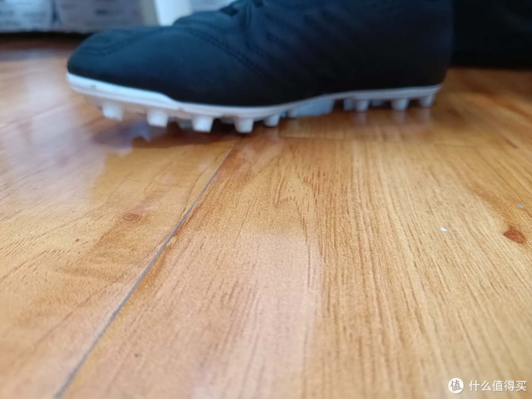 迪卡侬100左右篮球鞋推荐,迪卡侬100多的户外登山鞋子