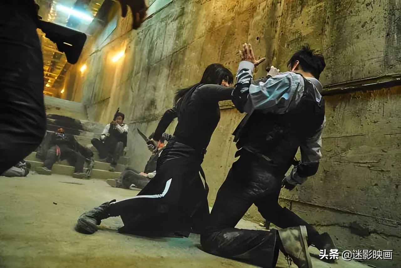 时隔四年才等来续集,韩国R级动作*片爽**,尺度够生猛,只能网盘见